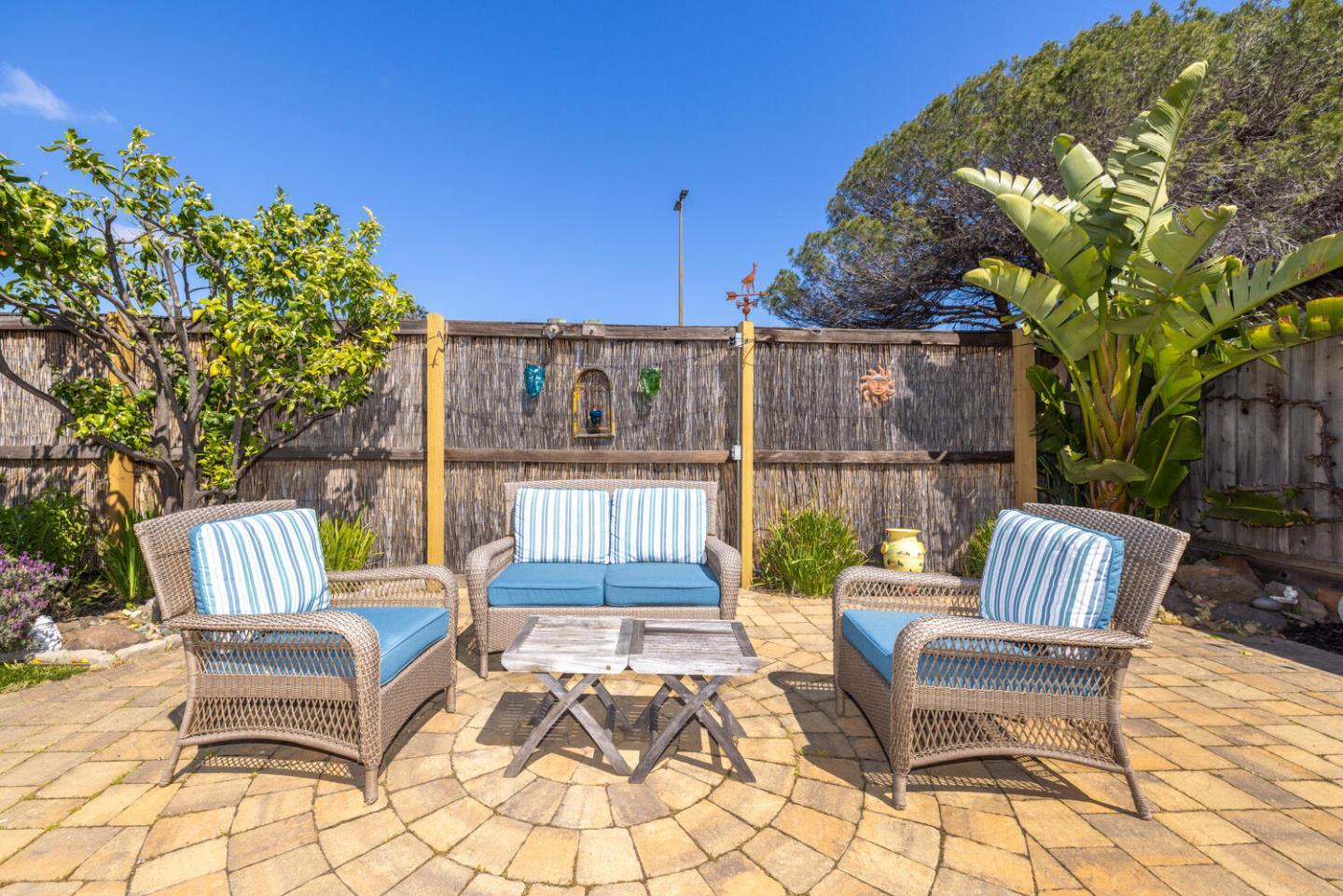 Detail Gallery Image 32 of 35 For 515 Lanyard Dr, Redwood Shores,  CA 94065 - 3 Beds | 2 Baths