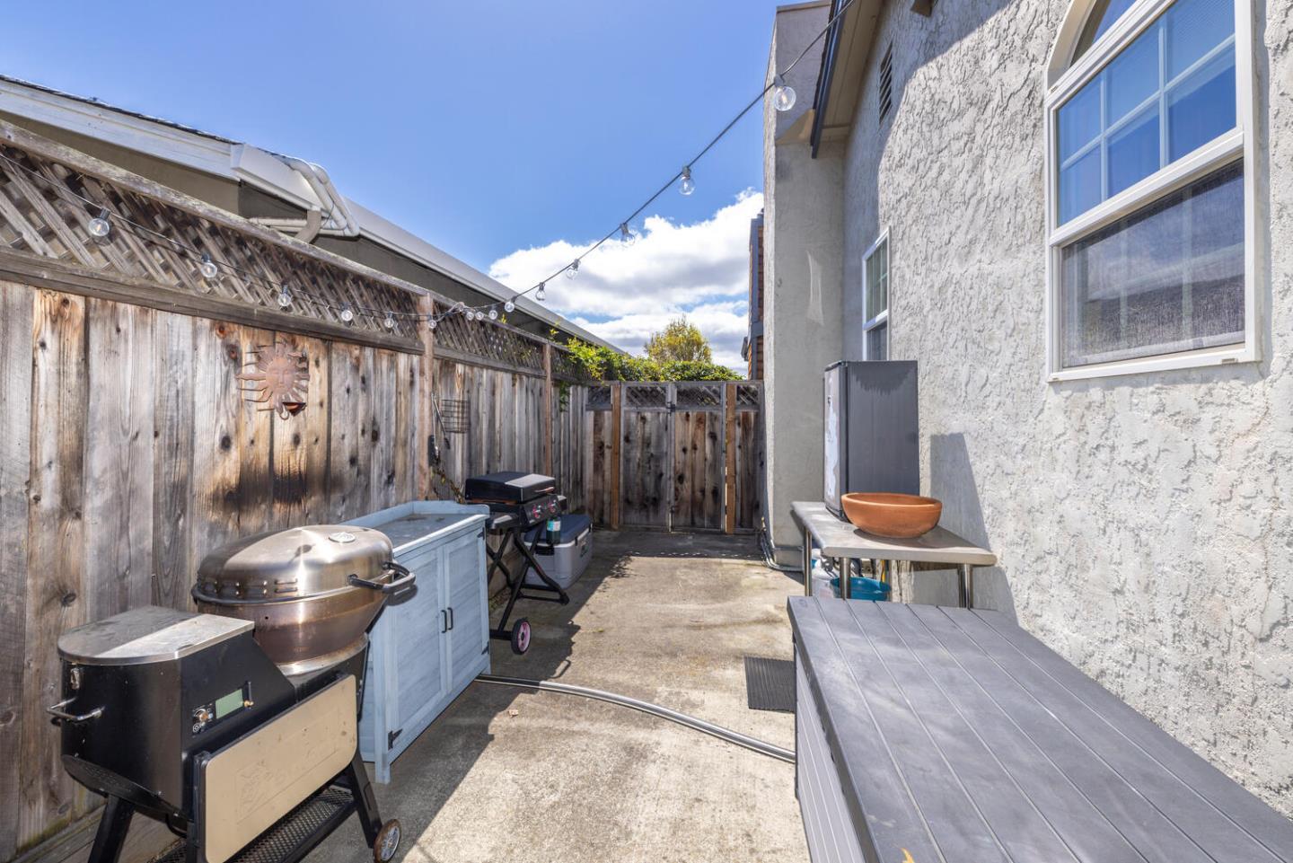 Detail Gallery Image 34 of 35 For 515 Lanyard Dr, Redwood Shores,  CA 94065 - 3 Beds | 2 Baths
