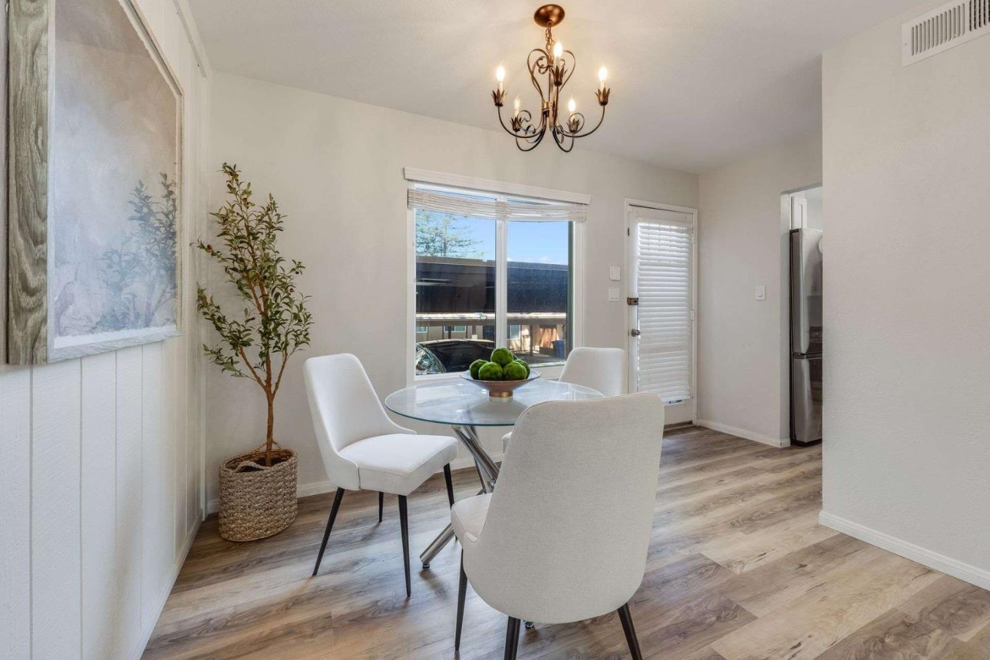 Detail Gallery Image 5 of 27 For 42930 Corte Habana, Fremont,  CA 94539 - 3 Beds | 1/1 Baths