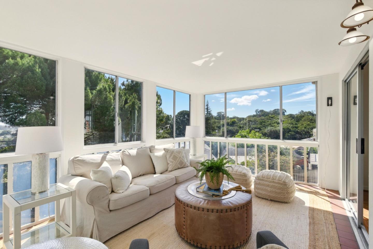 Detail Gallery Image 13 of 35 For 623 Bayview Ave, Millbrae,  CA 94030 - 3 Beds | 2 Baths