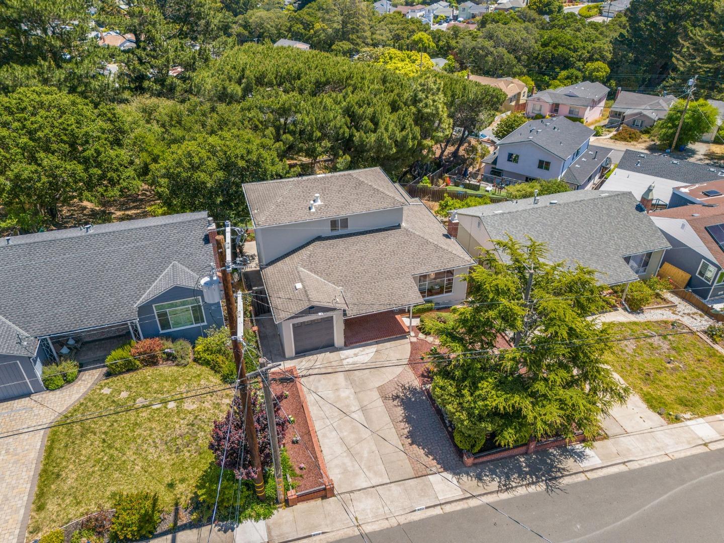 Detail Gallery Image 33 of 35 For 623 Bayview Ave, Millbrae,  CA 94030 - 3 Beds | 2 Baths