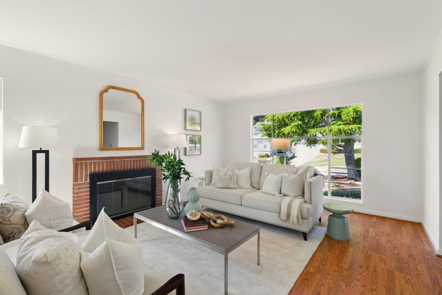Detail Gallery Image 8 of 35 For 623 Bayview Ave, Millbrae,  CA 94030 - 3 Beds | 2 Baths