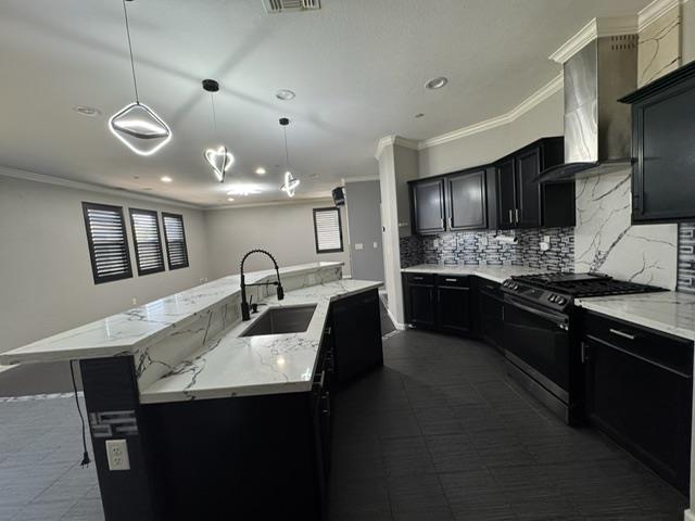 Detail Gallery Image 1 of 19 For 9582 Cherry Grove Cir, Sacramento,  CA 95829 - 5 Beds | 3/1 Baths