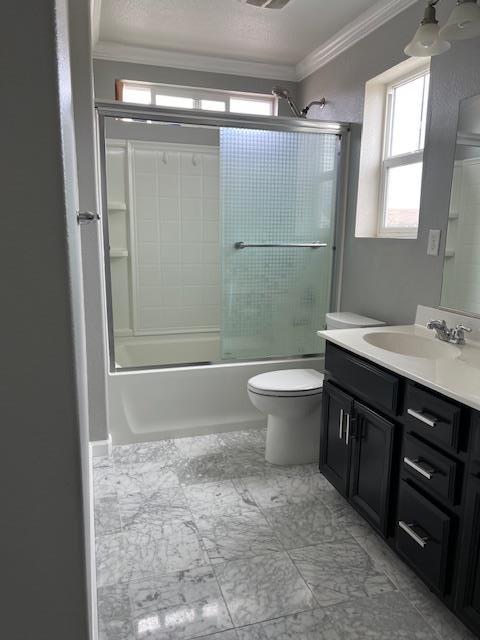 Detail Gallery Image 12 of 19 For 9582 Cherry Grove Cir, Sacramento,  CA 95829 - 5 Beds | 3/1 Baths