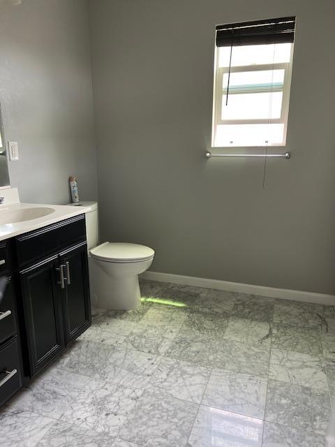 Detail Gallery Image 17 of 19 For 9582 Cherry Grove Cir, Sacramento,  CA 95829 - 5 Beds | 3/1 Baths