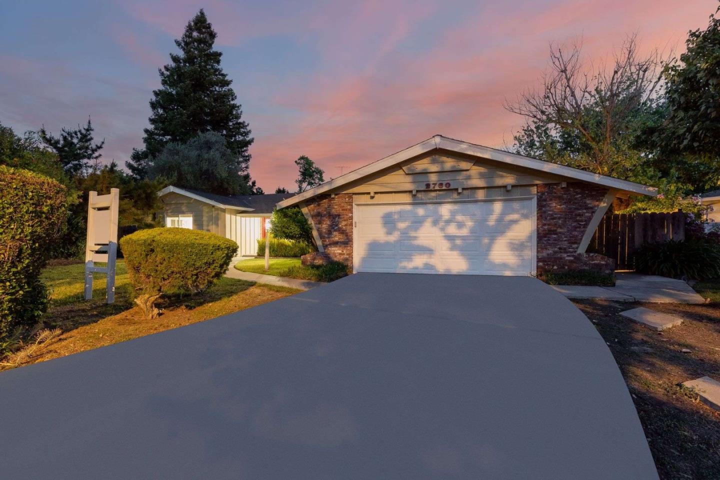 Detail Gallery Image 2 of 61 For 2760 Cheryl Ann Ct, San Jose,  CA 95124 - 4 Beds | 2/1 Baths