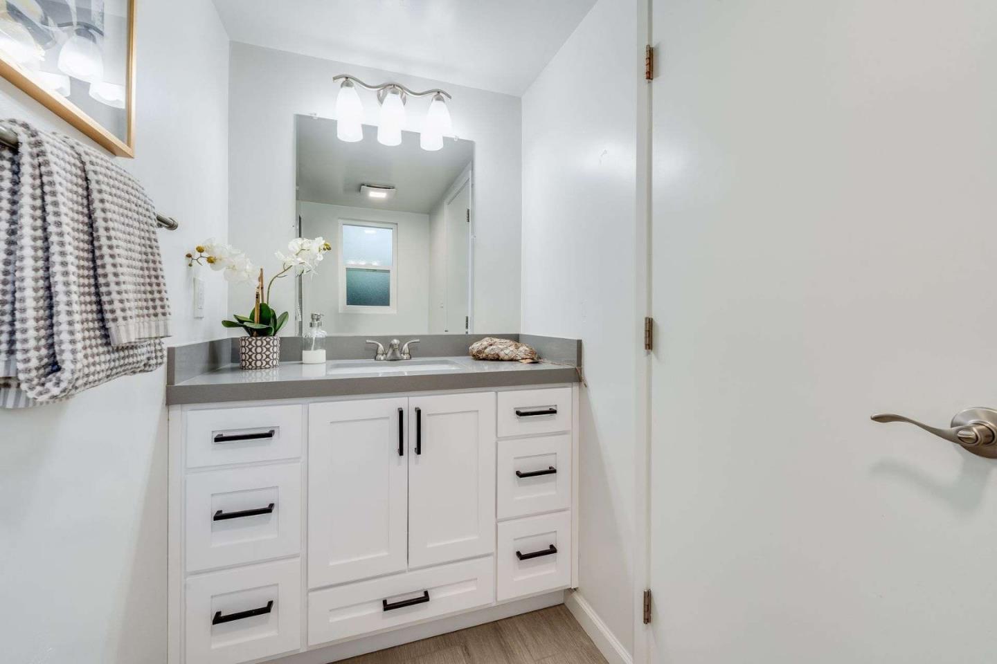 Detail Gallery Image 25 of 61 For 2760 Cheryl Ann Ct, San Jose,  CA 95124 - 4 Beds | 2/1 Baths