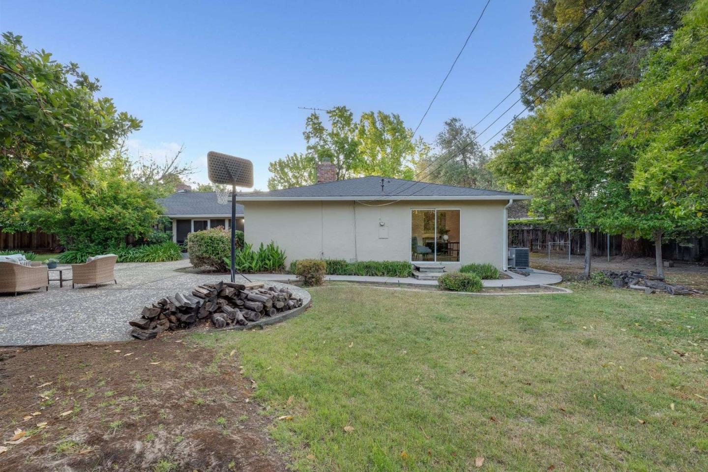 Detail Gallery Image 33 of 61 For 2760 Cheryl Ann Ct, San Jose,  CA 95124 - 4 Beds | 2/1 Baths