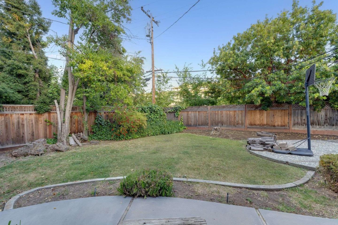 Detail Gallery Image 36 of 61 For 2760 Cheryl Ann Ct, San Jose,  CA 95124 - 4 Beds | 2/1 Baths