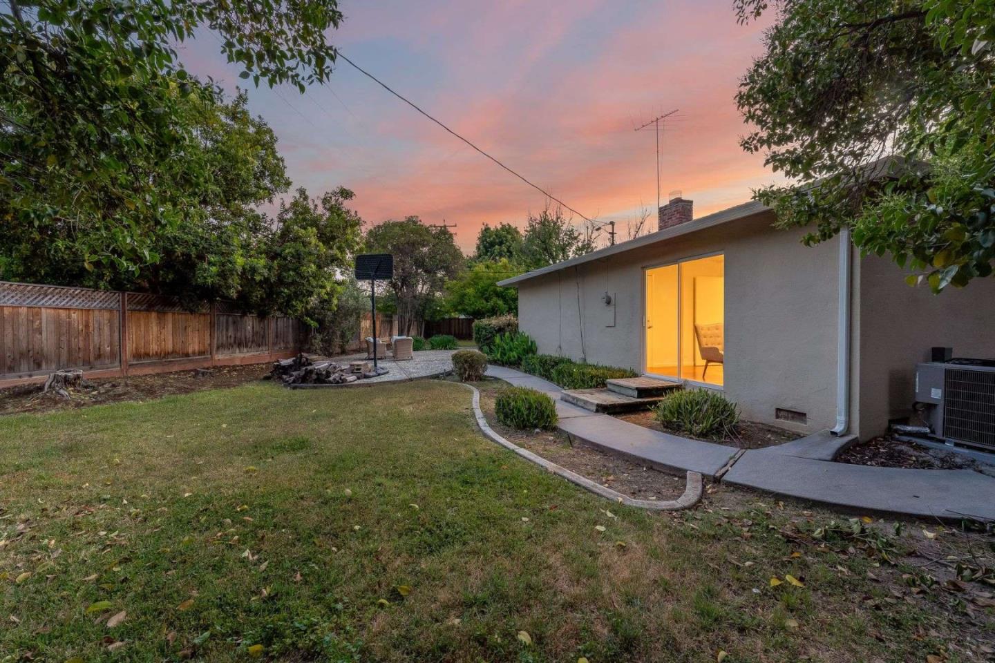 Detail Gallery Image 43 of 61 For 2760 Cheryl Ann Ct, San Jose,  CA 95124 - 4 Beds | 2/1 Baths