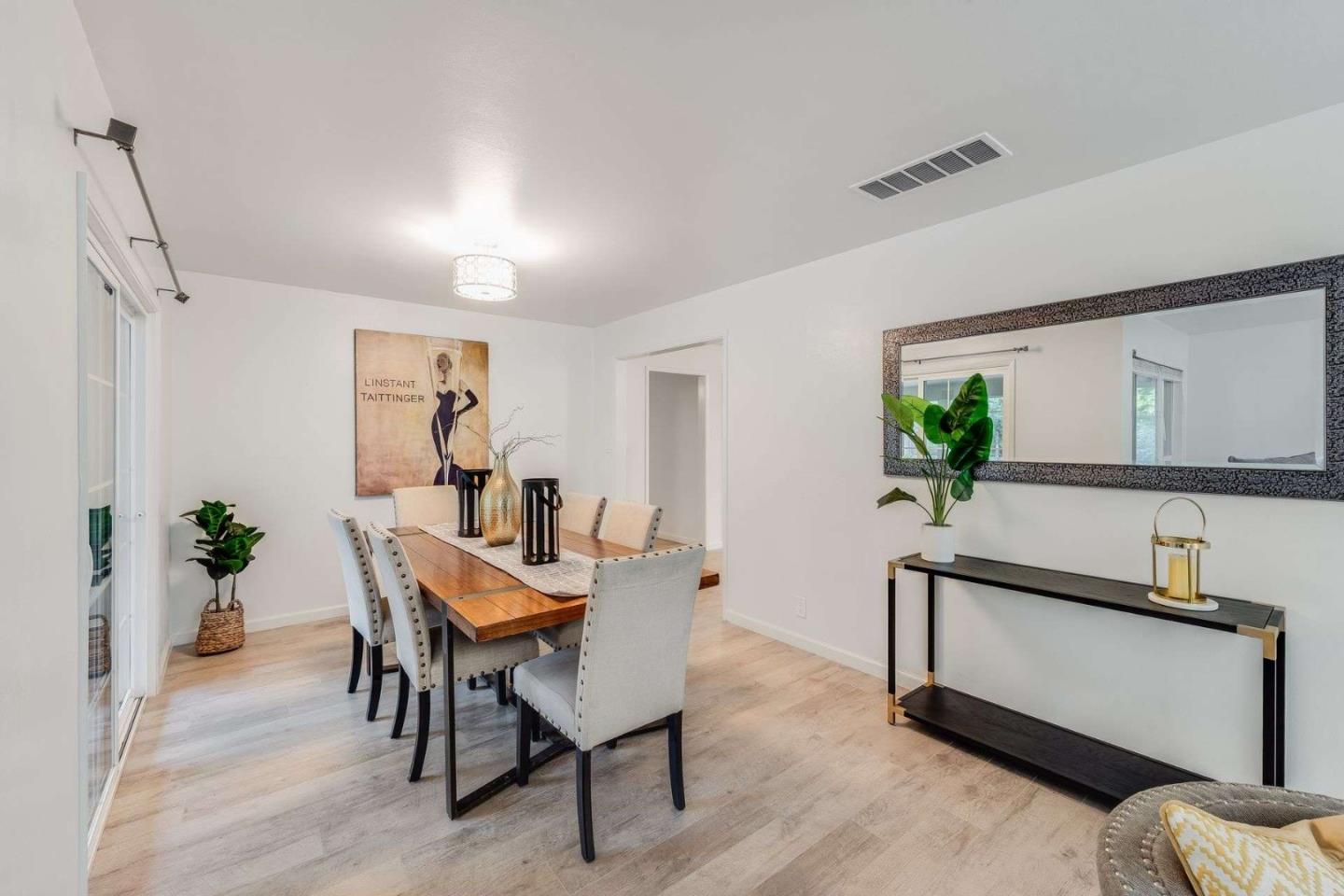 Detail Gallery Image 8 of 61 For 2760 Cheryl Ann Ct, San Jose,  CA 95124 - 4 Beds | 2/1 Baths
