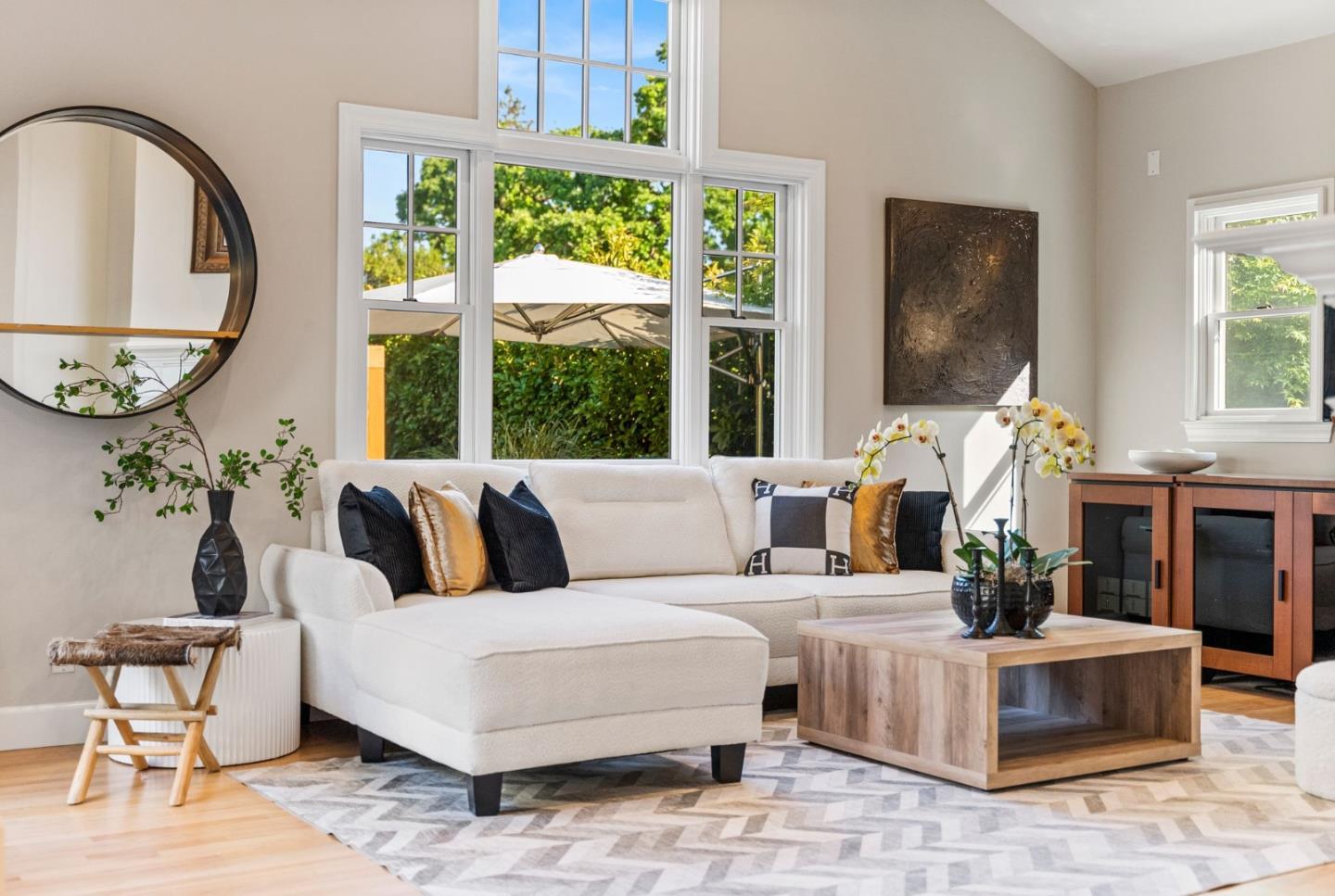 Detail Gallery Image 19 of 70 For 113 Wildwood Ave, San Carlos,  CA 94070 - 5 Beds | 3 Baths