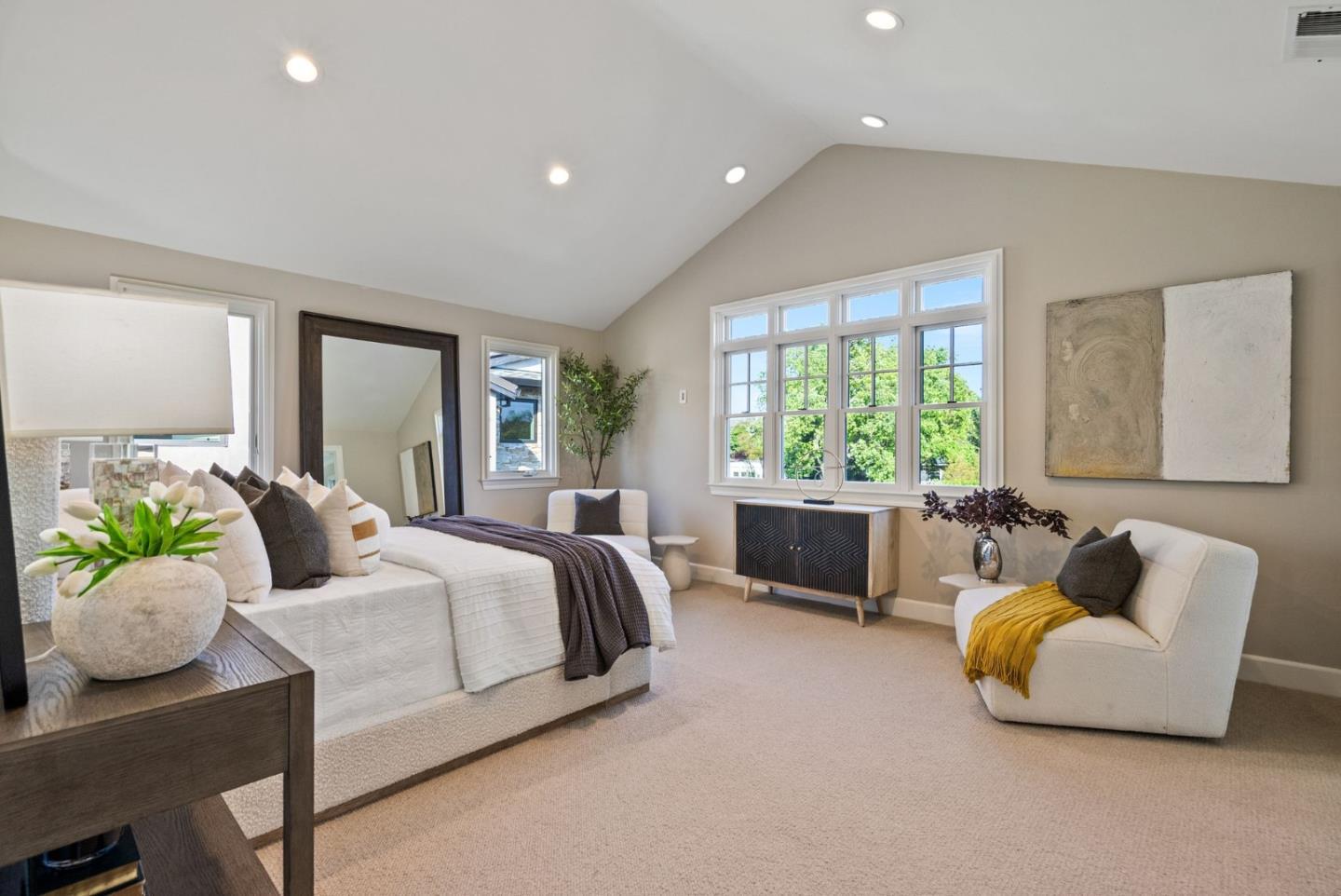 Detail Gallery Image 29 of 70 For 113 Wildwood Ave, San Carlos,  CA 94070 - 5 Beds | 3 Baths