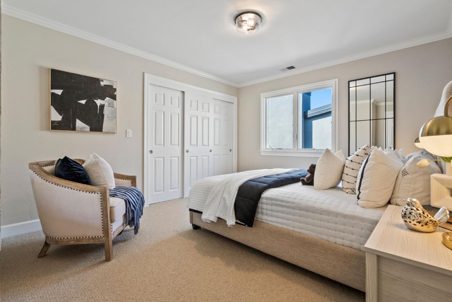 Detail Gallery Image 35 of 70 For 113 Wildwood Ave, San Carlos,  CA 94070 - 5 Beds | 3 Baths