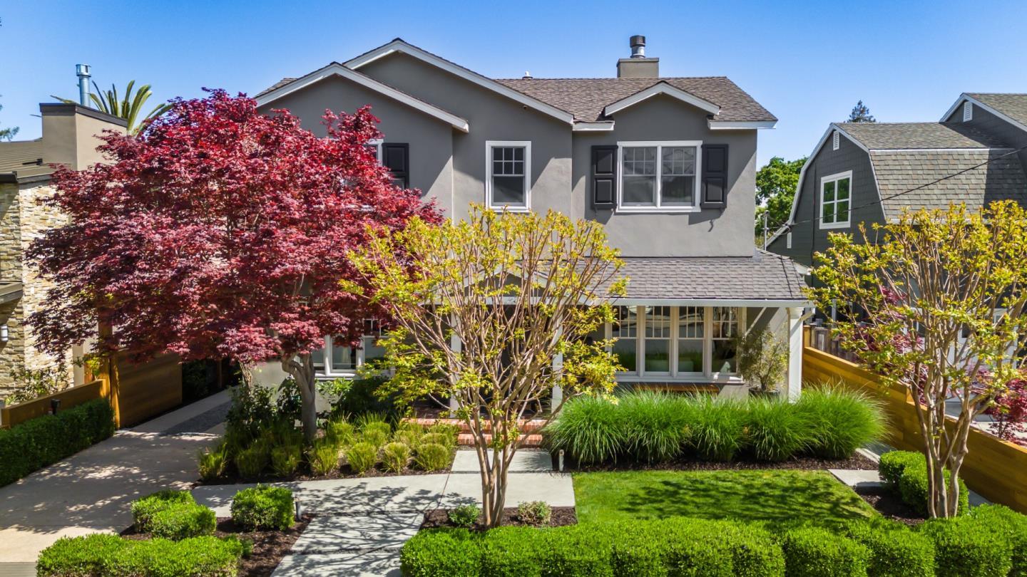 Detail Gallery Image 6 of 70 For 113 Wildwood Ave, San Carlos,  CA 94070 - 5 Beds | 3 Baths