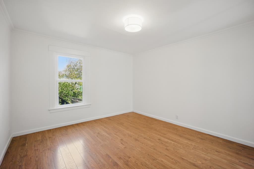 Detail Gallery Image 26 of 34 For 126-128 Lisbon St, San Francisco,  CA 94112 - – Beds | – Baths