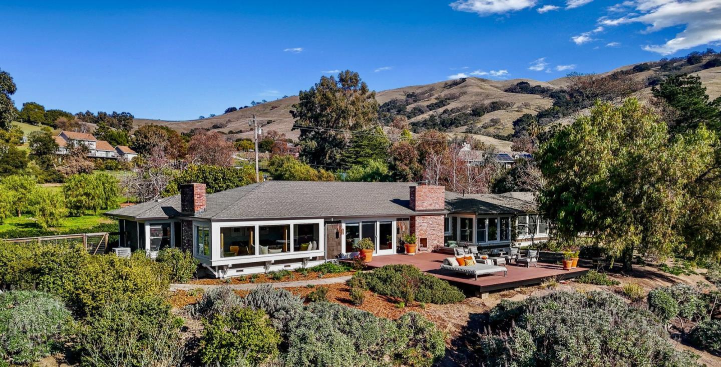 Detail Gallery Image 34 of 54 For 17755 Corral Del Cielo Rd, Corral De Tierra,  CA 93908 - 4 Beds | 2/1 Baths