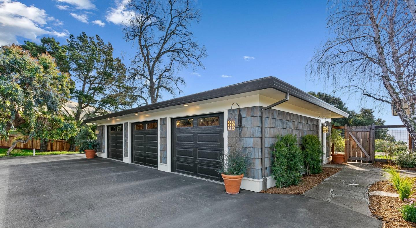 Detail Gallery Image 37 of 54 For 17755 Corral Del Cielo Rd, Corral De Tierra,  CA 93908 - 4 Beds | 2/1 Baths