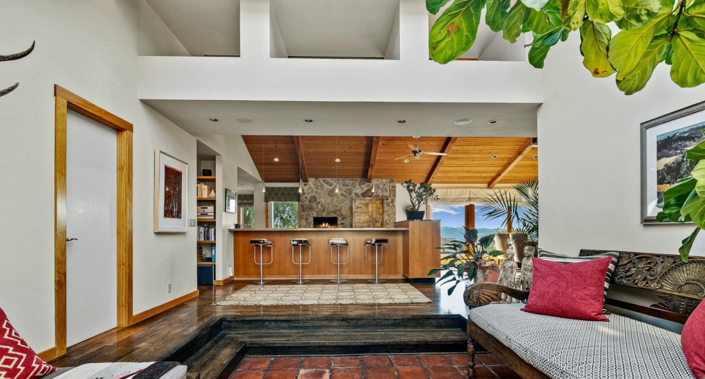 Detail Gallery Image 7 of 54 For 17755 Corral Del Cielo Rd, Corral De Tierra,  CA 93908 - 4 Beds | 2/1 Baths