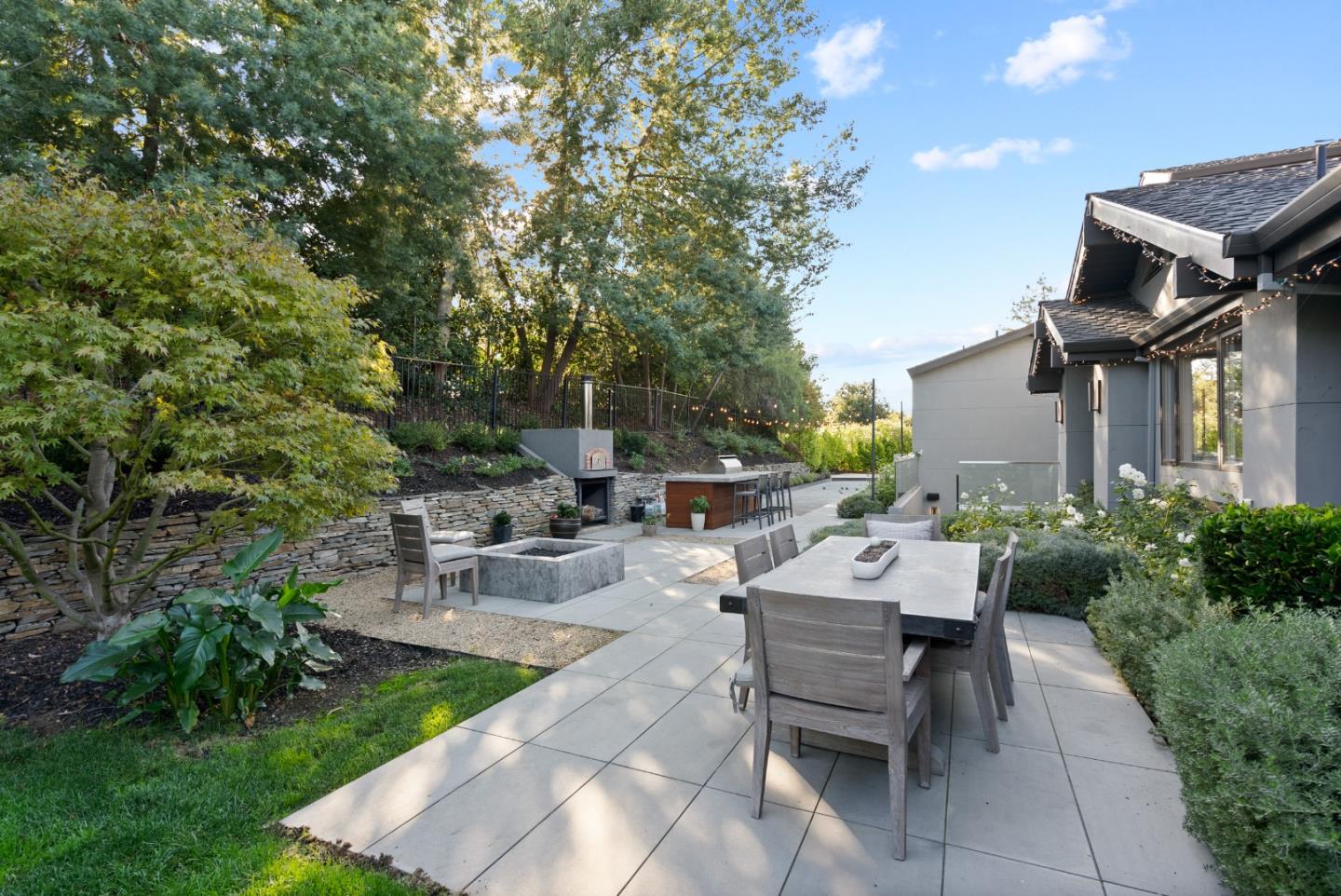 Detail Gallery Image 40 of 51 For 26960 Orchard Hill Ln, Los Altos Hills,  CA 94022 - 7 Beds | 7/1 Baths