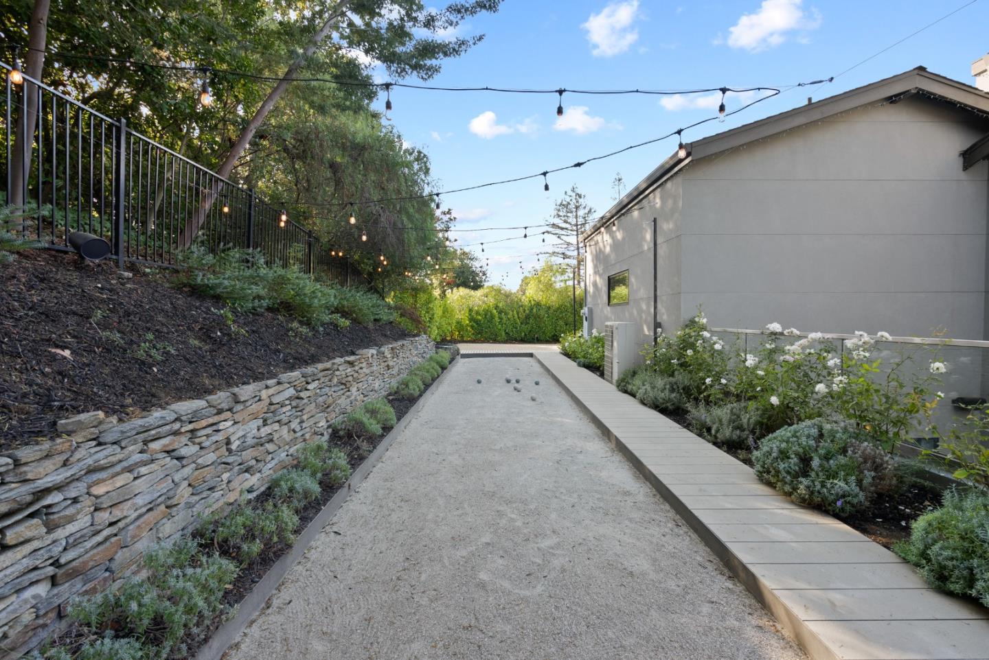 Detail Gallery Image 43 of 51 For 26960 Orchard Hill Ln, Los Altos Hills,  CA 94022 - 7 Beds | 7/1 Baths