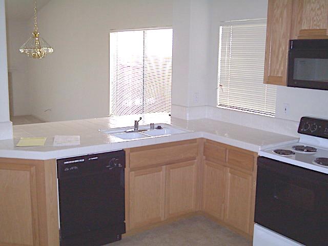 Detail Gallery Image 2 of 8 For 13735 Deleon, Santa Nella,  CA 95322 - 3 Beds | 2 Baths