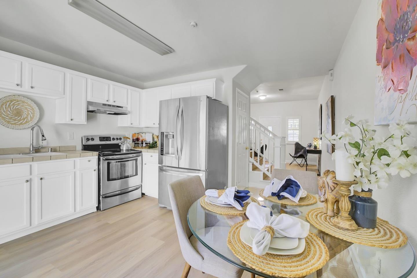 Detail Gallery Image 7 of 27 For 758 Bonita Ave, San Jose,  CA 95116 - 2 Beds | 2 Baths