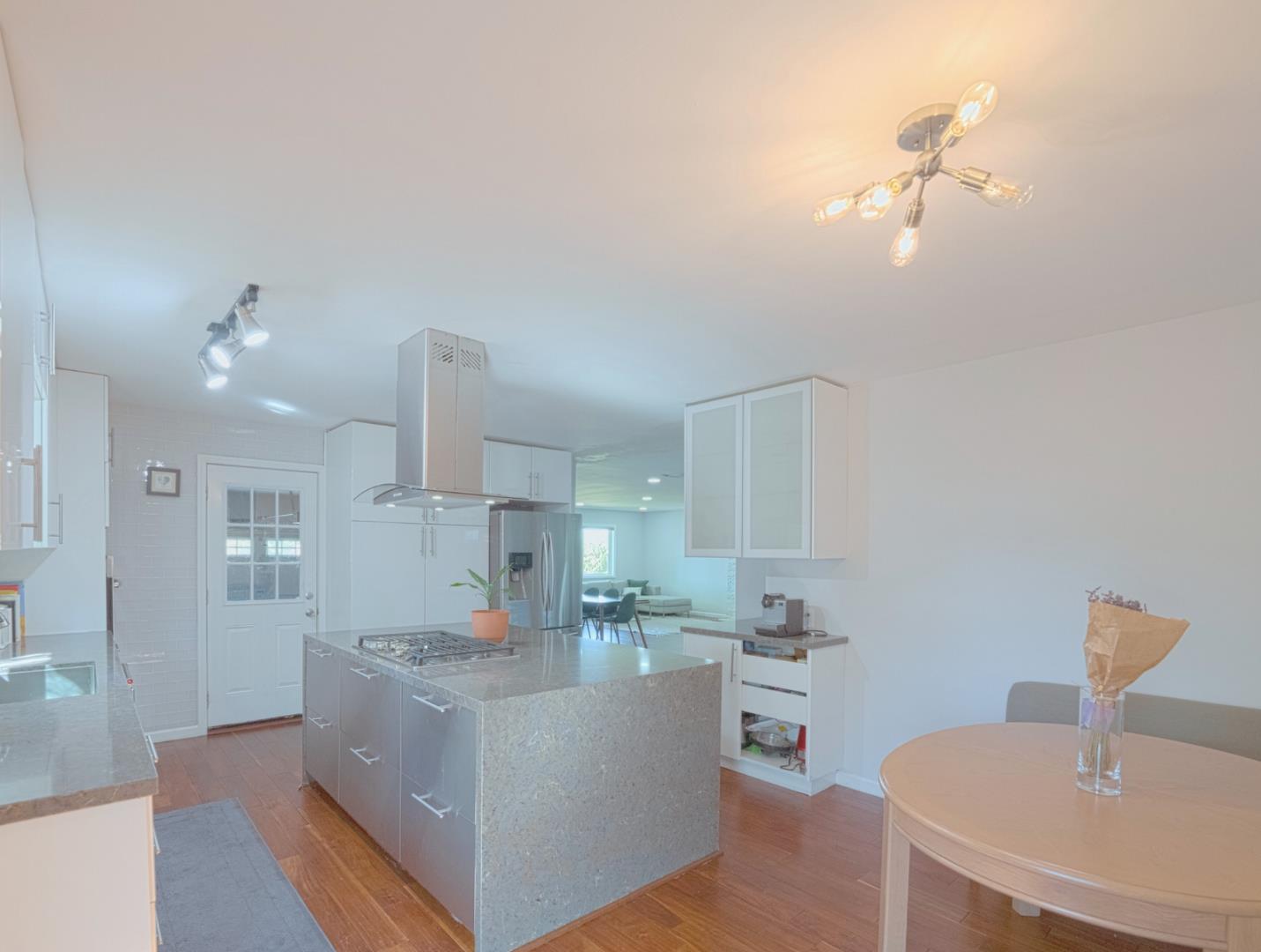 Detail Gallery Image 15 of 33 For 3432 Dominick Ct, San Jose,  CA 95127 - 4 Beds | 2 Baths