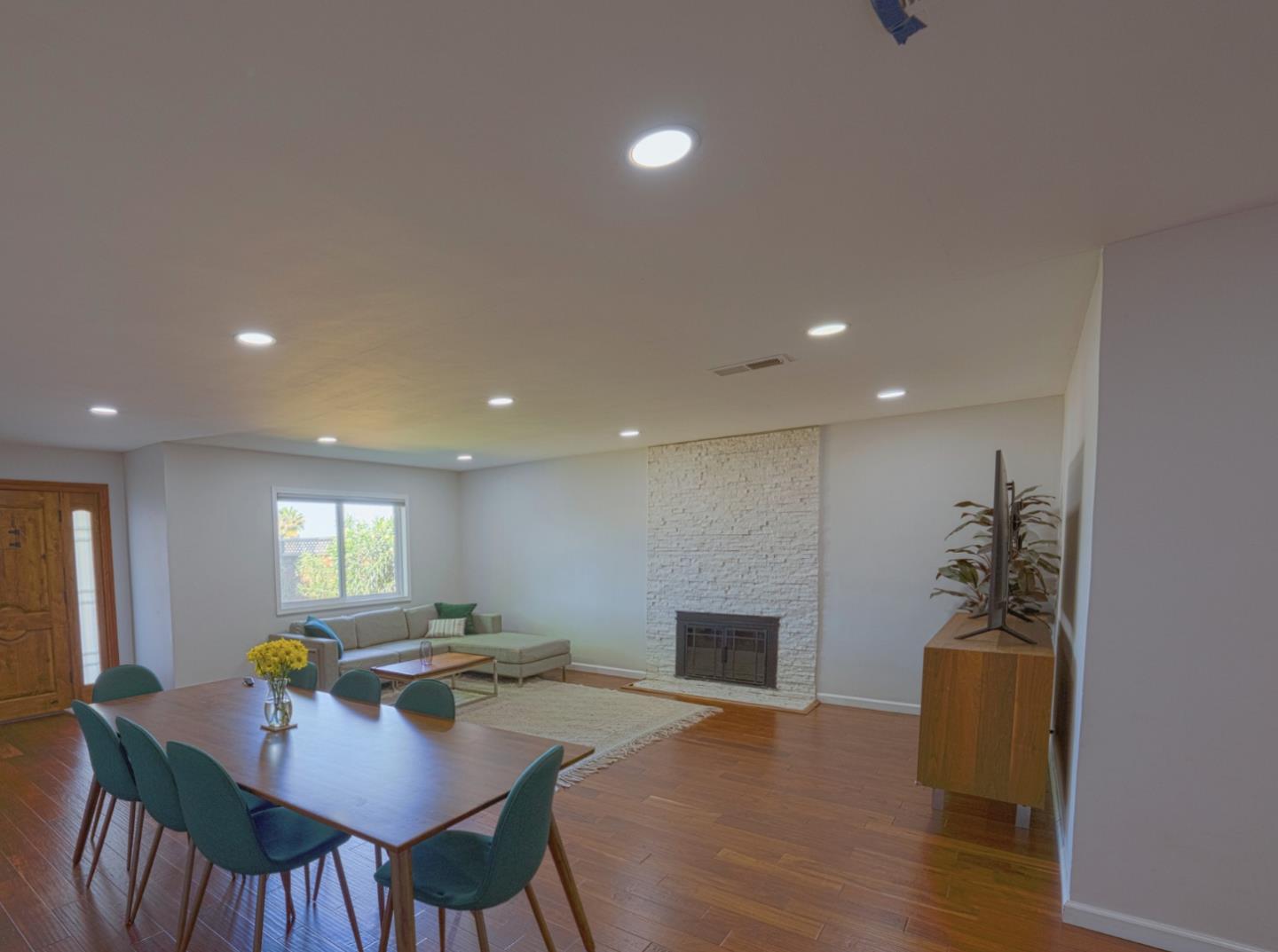 Detail Gallery Image 6 of 33 For 3432 Dominick Ct, San Jose,  CA 95127 - 4 Beds | 2 Baths