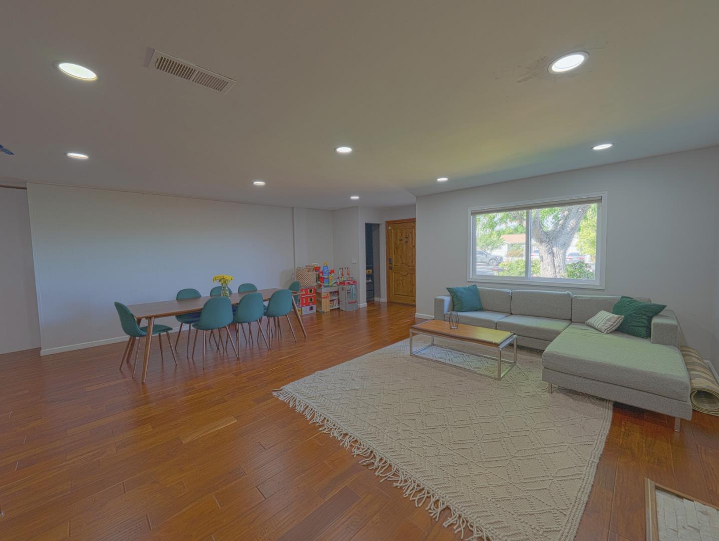 Detail Gallery Image 7 of 33 For 3432 Dominick Ct, San Jose,  CA 95127 - 4 Beds | 2 Baths