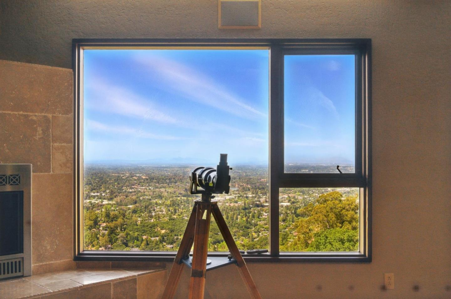 Detail Gallery Image 12 of 55 For 16190 Maya Way, Los Gatos,  CA 95030 - 4 Beds | 2/1 Baths