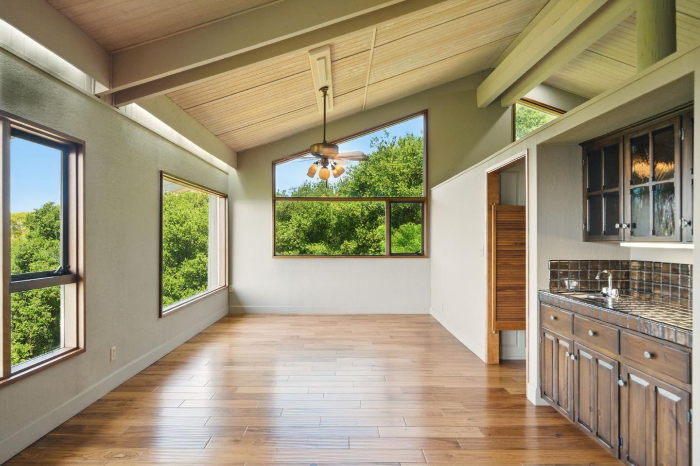 Detail Gallery Image 15 of 55 For 16190 Maya Way, Los Gatos,  CA 95030 - 4 Beds | 2/1 Baths