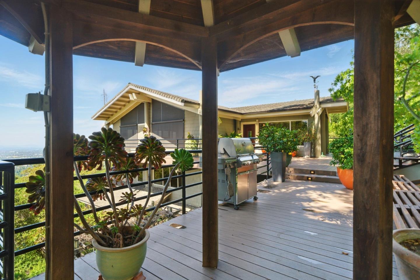 Detail Gallery Image 3 of 55 For 16190 Maya Way, Los Gatos,  CA 95030 - 4 Beds | 2/1 Baths