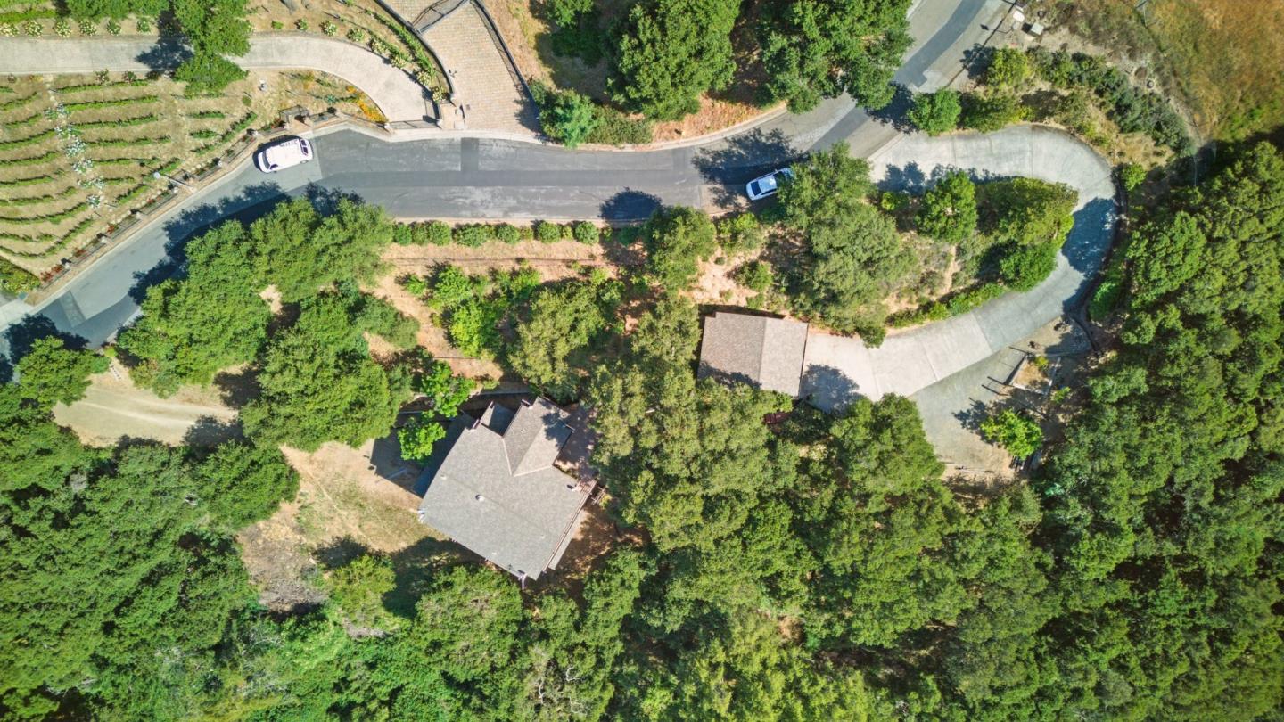 Detail Gallery Image 4 of 55 For 16190 Maya Way, Los Gatos,  CA 95030 - 4 Beds | 2/1 Baths