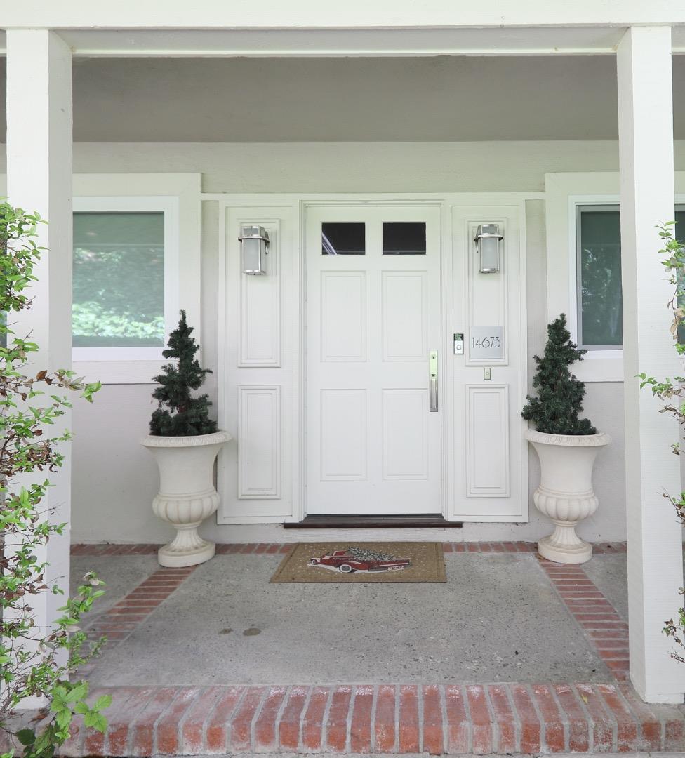 Detail Gallery Image 1 of 7 For 14673 Fieldstone Dr, Saratoga,  CA 95070 - 4 Beds | 2/1 Baths