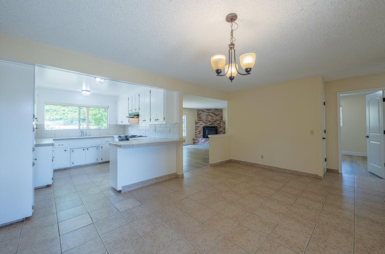 Detail Gallery Image 32 of 41 For 9773 Borromeo Dr, Salinas,  CA 93907 - 3 Beds | 2 Baths