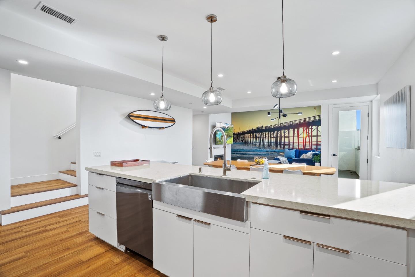Detail Gallery Image 19 of 56 For 508 N Tremont St #B,  Oceanside,  CA 92054 - 3 Beds | 3/1 Baths