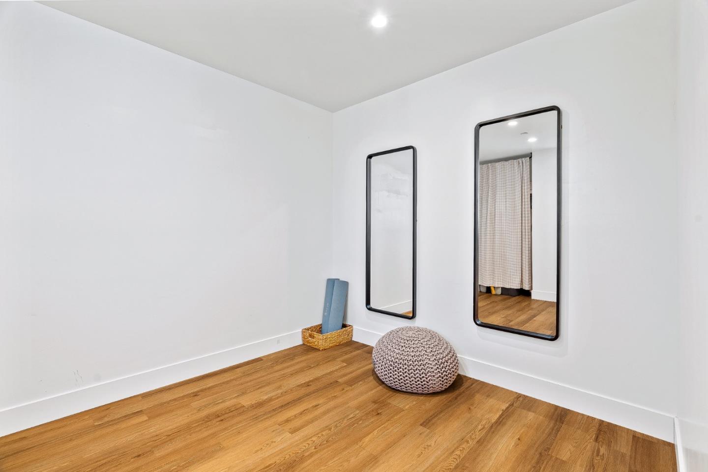 Detail Gallery Image 28 of 56 For 508 N Tremont St #B,  Oceanside,  CA 92054 - 3 Beds | 3/1 Baths