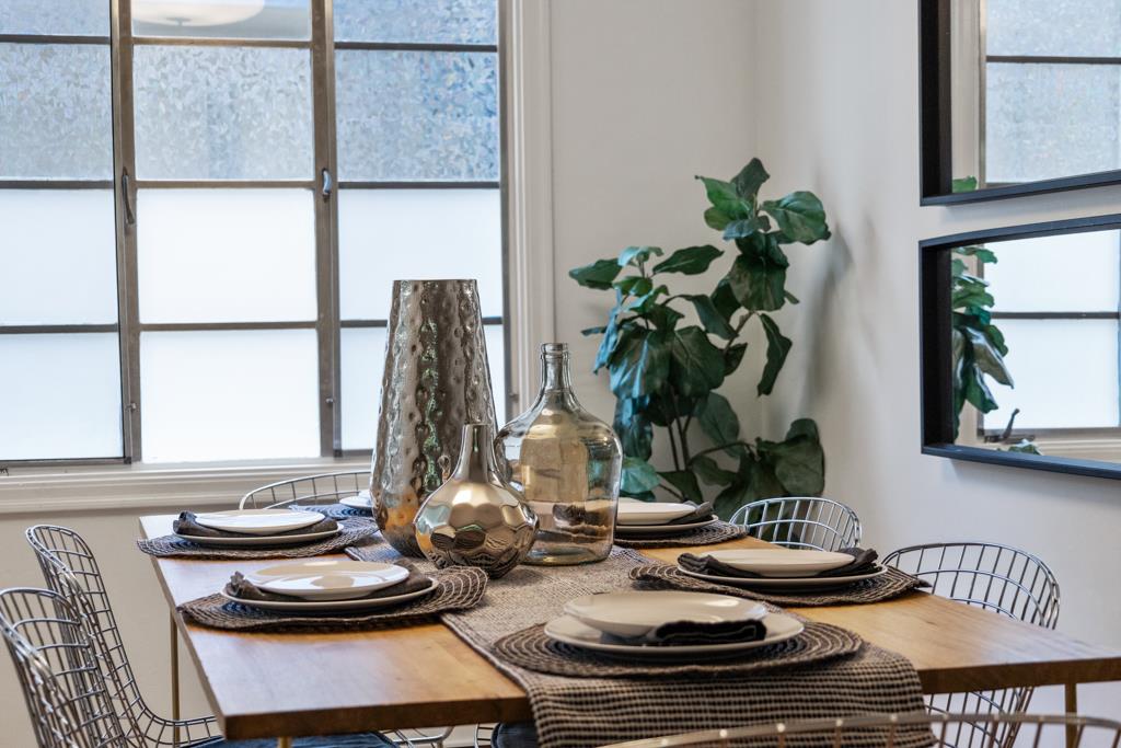 Detail Gallery Image 9 of 24 For 212 Lee St, Oakland,  CA 94610 - 1 Beds | 1 Baths