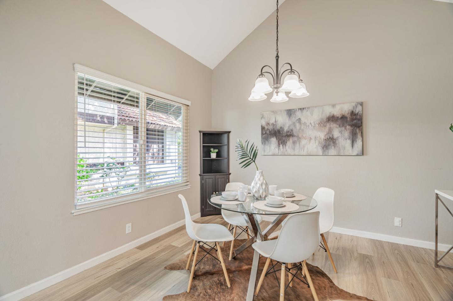 Detail Gallery Image 12 of 43 For 7145 Rouse Ct, San Jose,  CA 95139 - 3 Beds | 2/1 Baths