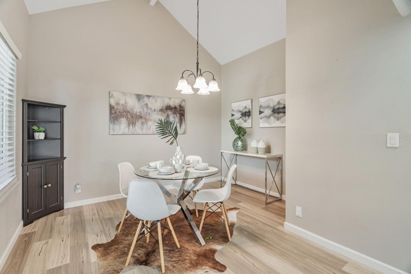 Detail Gallery Image 14 of 43 For 7145 Rouse Ct, San Jose,  CA 95139 - 3 Beds | 2/1 Baths