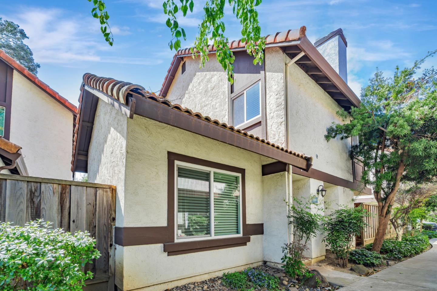 Detail Gallery Image 3 of 43 For 7145 Rouse Ct, San Jose,  CA 95139 - 3 Beds | 2/1 Baths