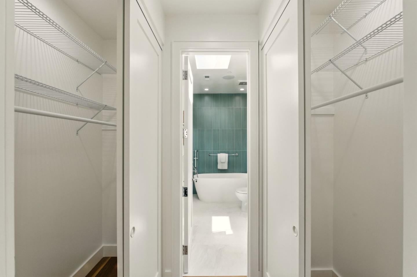 Detail Gallery Image 26 of 60 For 2175 Quesada Ave, San Francisco,  CA 94124 - 5 Beds | 3 Baths
