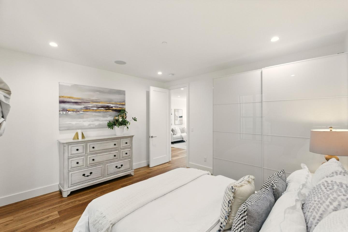 Detail Gallery Image 40 of 60 For 2175 Quesada Ave, San Francisco,  CA 94124 - 5 Beds | 3 Baths
