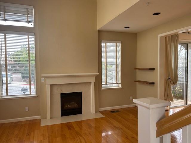 Detail Gallery Image 2 of 12 For 1027 Nobel Dr, Santa Cruz,  CA 95060 - 2 Beds | 2/1 Baths