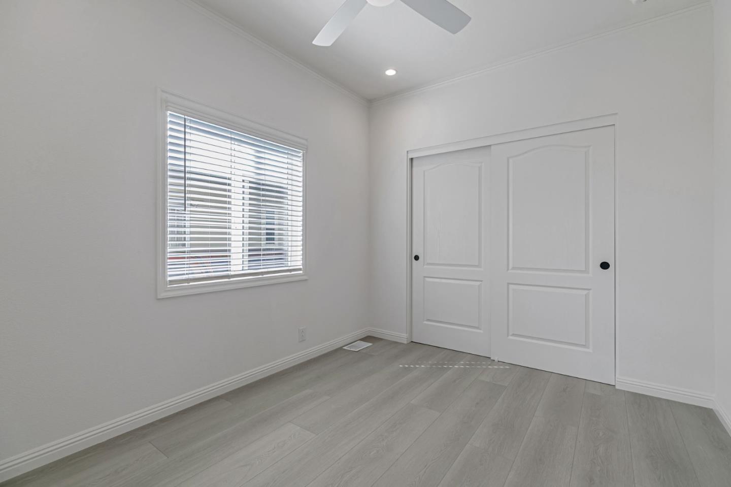 Detail Gallery Image 18 of 36 For 555 Umbarger Rd #131,  San Jose,  CA 95111 - 3 Beds | 3 Baths
