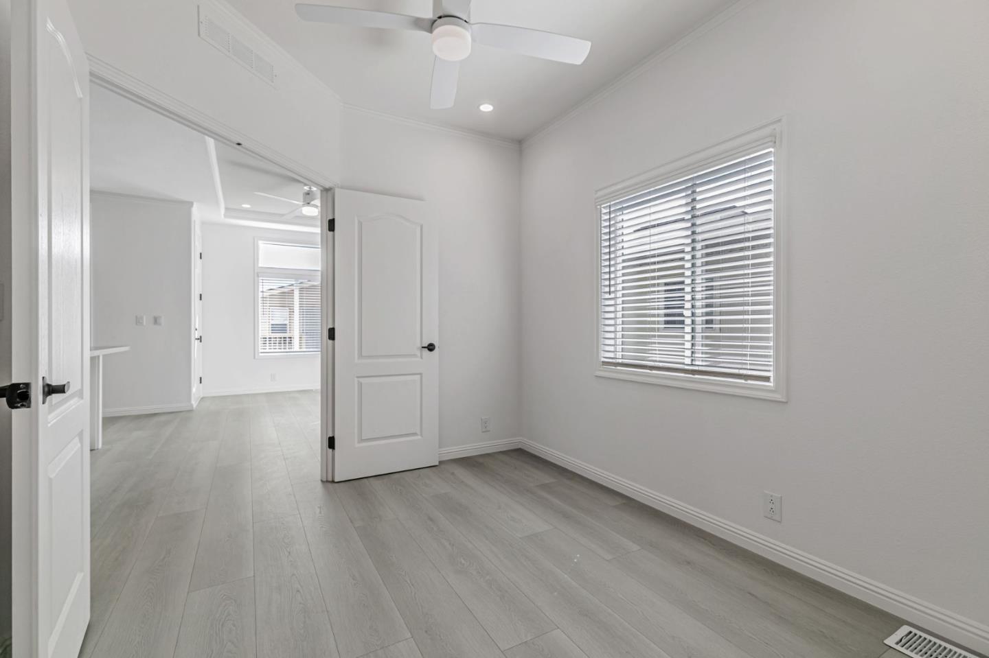 Detail Gallery Image 19 of 36 For 555 Umbarger Rd #131,  San Jose,  CA 95111 - 3 Beds | 3 Baths