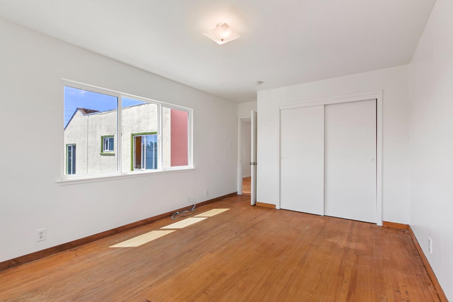 Detail Gallery Image 30 of 63 For 931 Hillside Blvd, Daly City,  CA 94014 - 4 Beds | 1/1 Baths