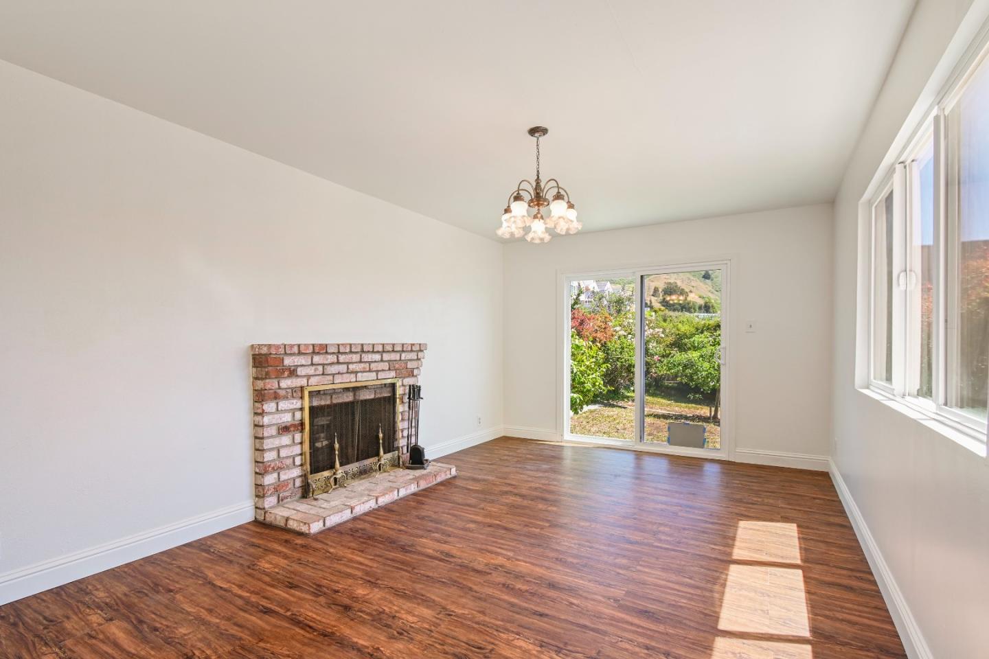 Detail Gallery Image 45 of 63 For 931 Hillside Blvd, Daly City,  CA 94014 - 4 Beds | 1/1 Baths