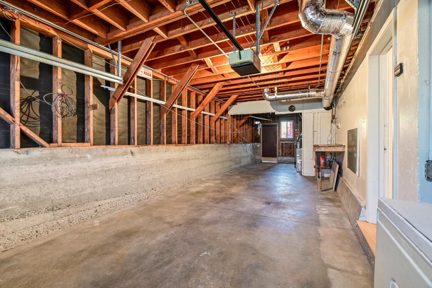 Detail Gallery Image 53 of 63 For 931 Hillside Blvd, Daly City,  CA 94014 - 4 Beds | 1/1 Baths